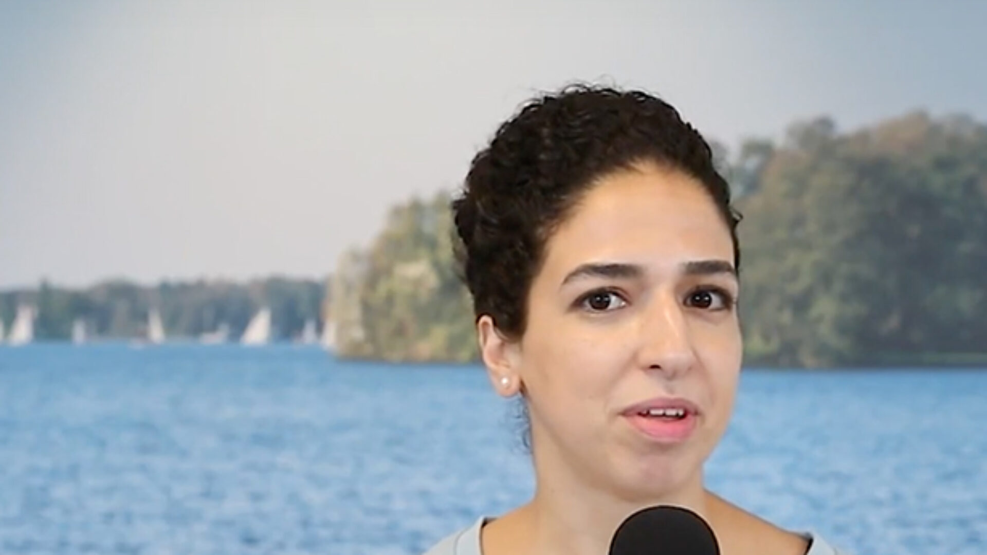 Souad presenteert vlog over natuur