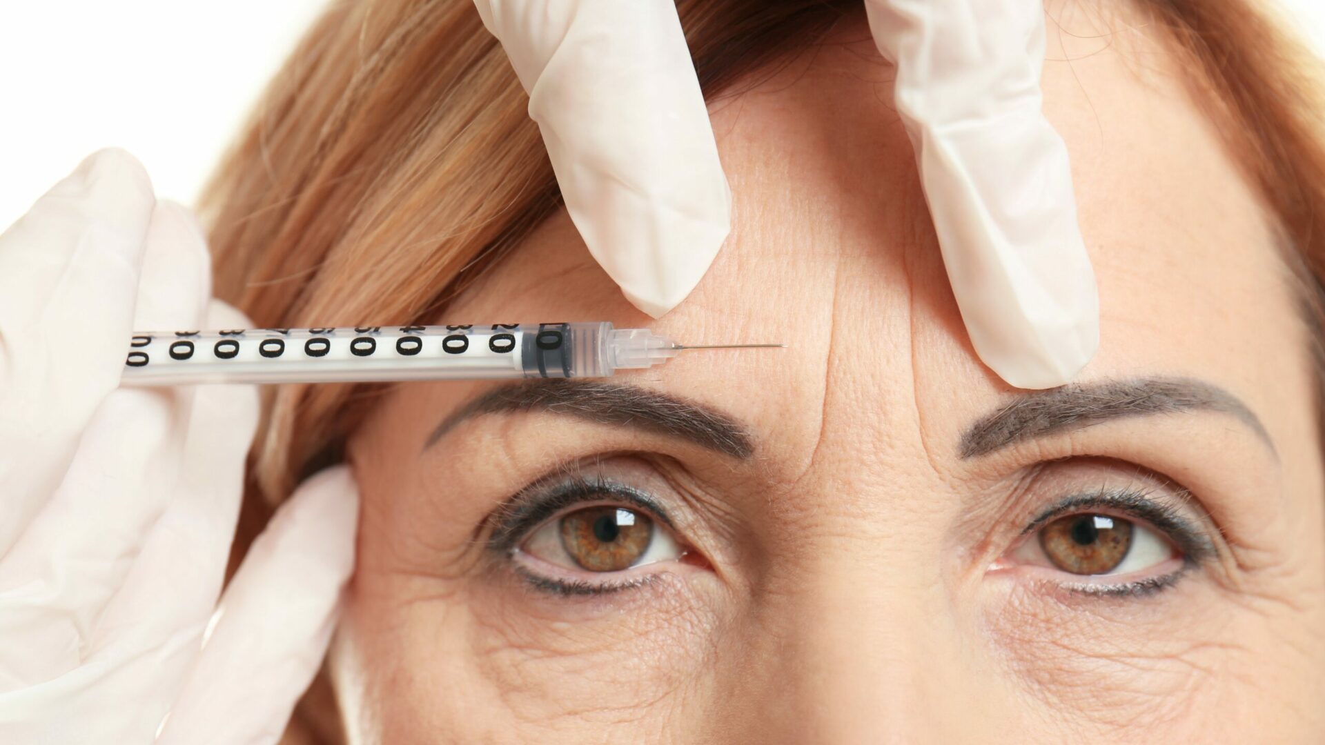 Hyaluronic,Acid,Injection,For,Facial,Rejuvenation,Procedure