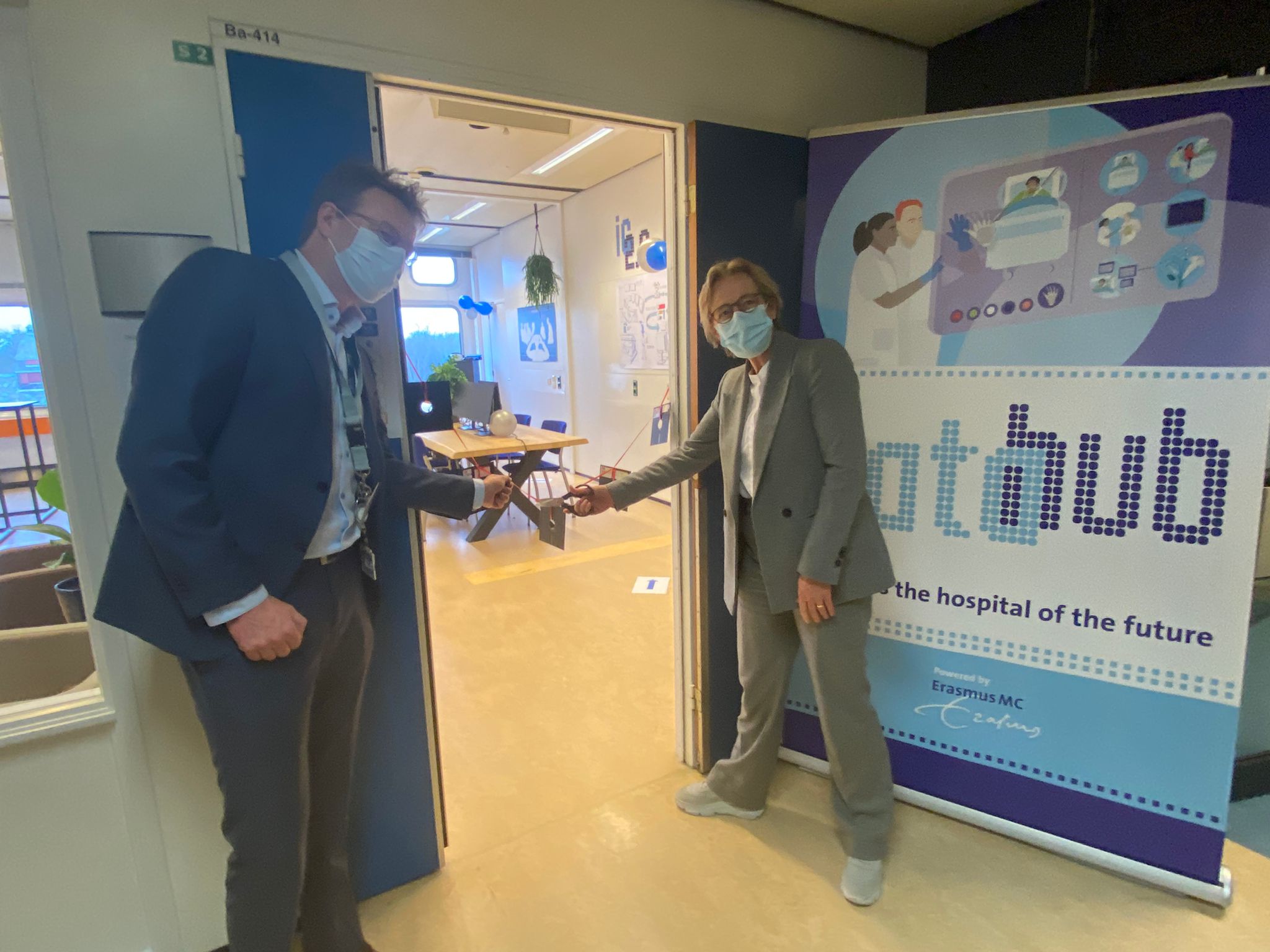 Directeur Curatieve Zorg VWS opent Datahub in Erasmus MC