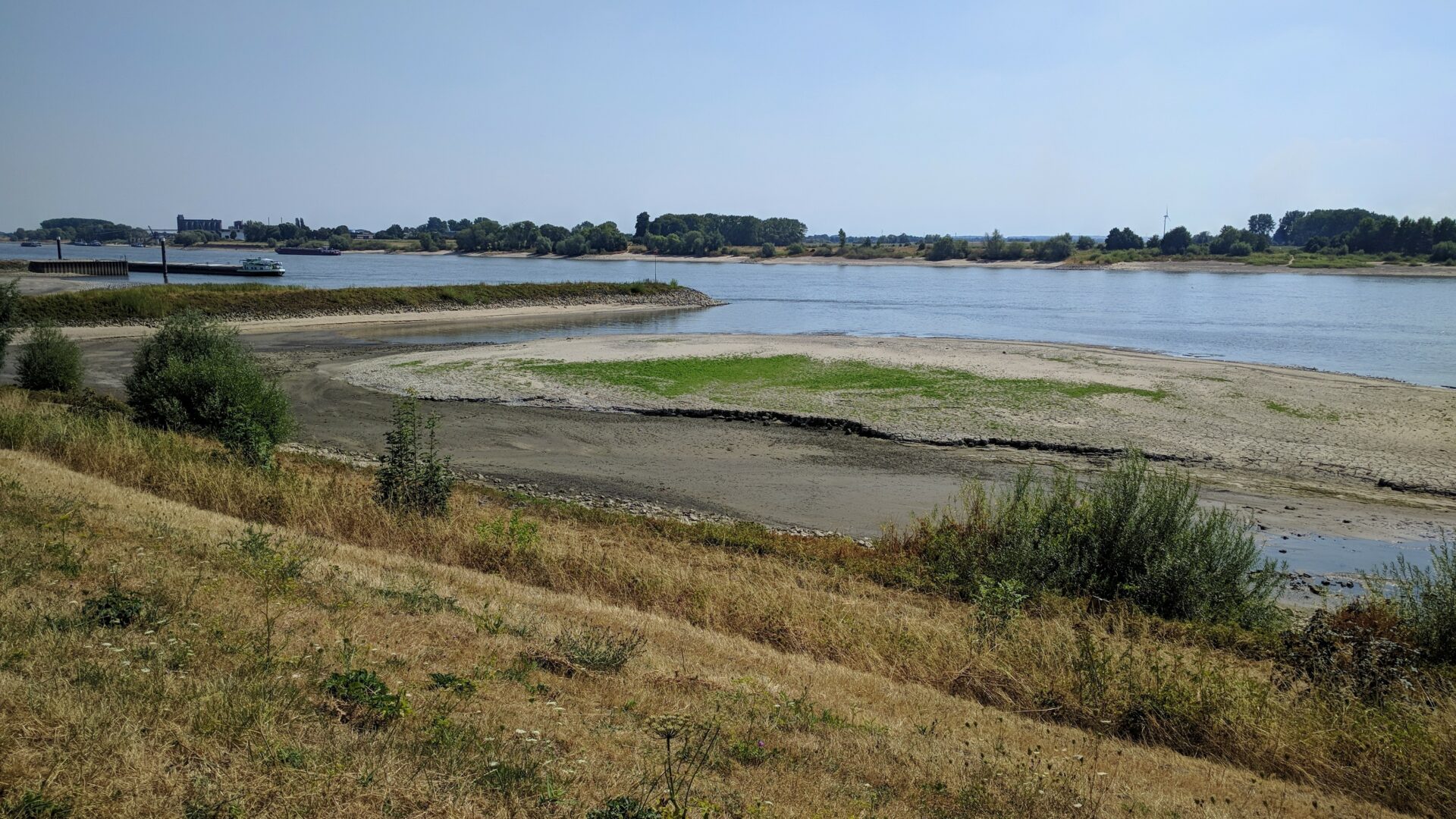 Low,Water,Level,Of,The,River,Rhine,,Cracked,Clay,At