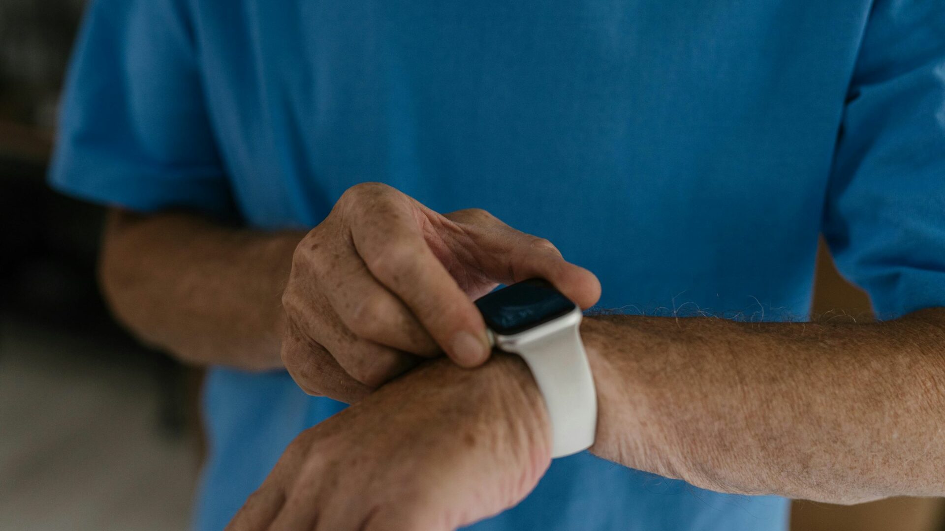 pexels-shvets-production-8899536_resize