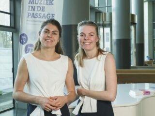 header-Antonia-Becker-en-Emy-van-der-Valk-Bouman-1140×642